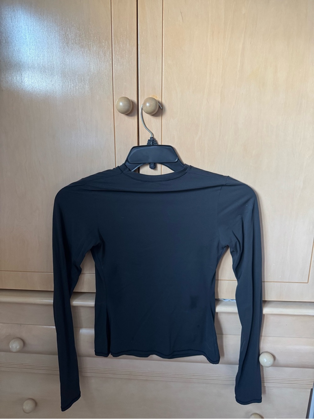 Skims fits everybody long sleeve black shirt